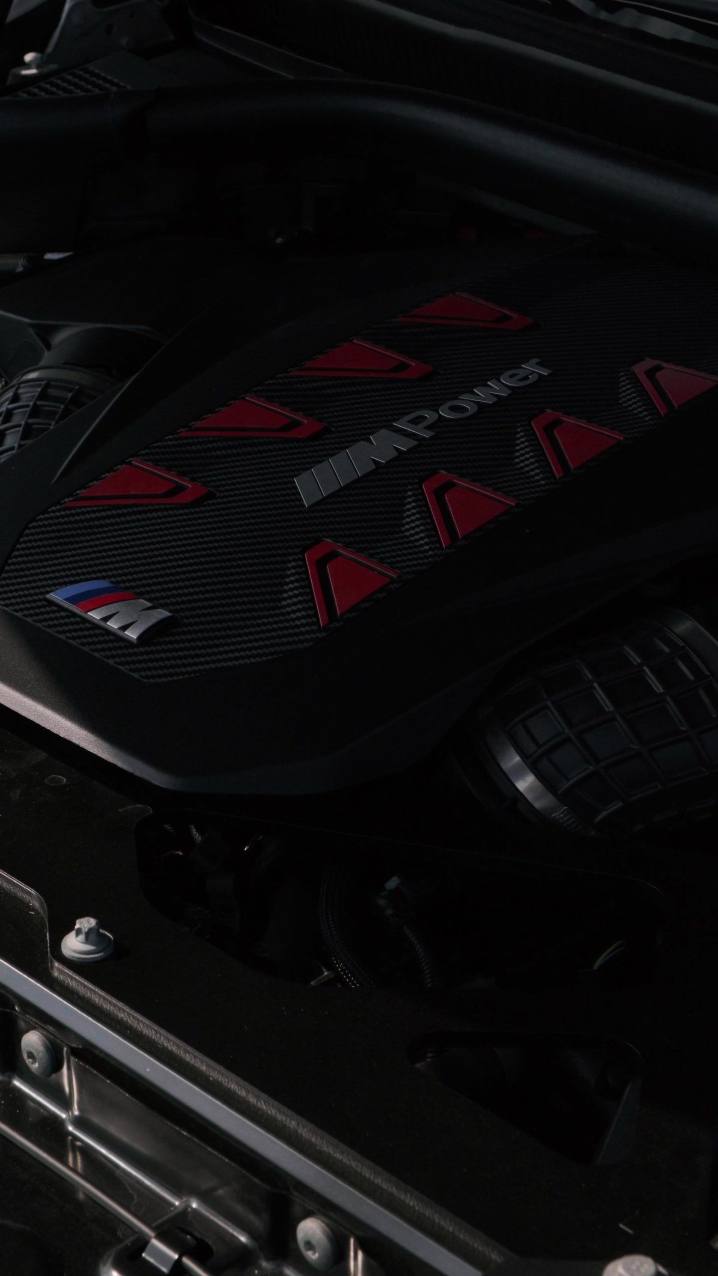 Detalj motora i točka BMW XM